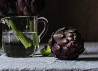 How to cook artichokes?